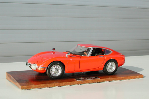 Schuco toyota 2000gt